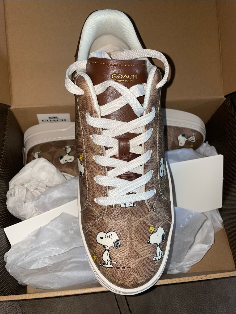 Coach Men’s Brown Snoopy Low-Top Sneakers - Picture 6 of 8